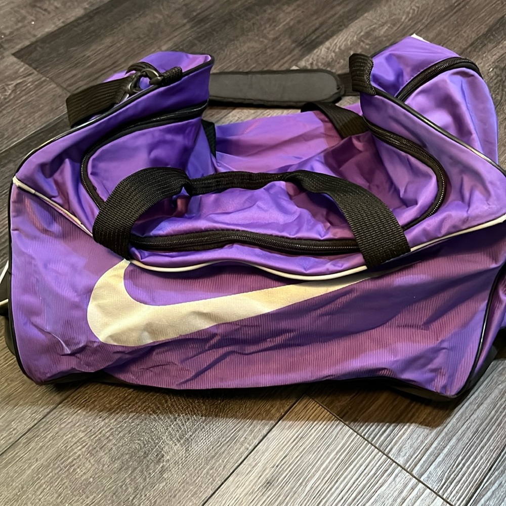 Nike duffle bag
